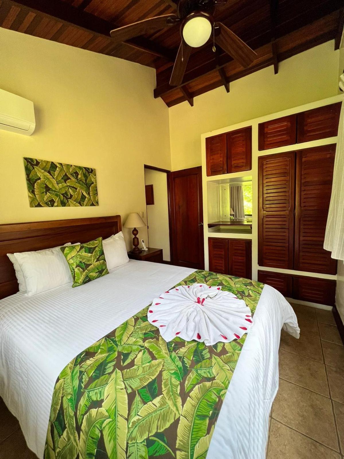 La Foresta Nature Resort Quepos Exterior foto
